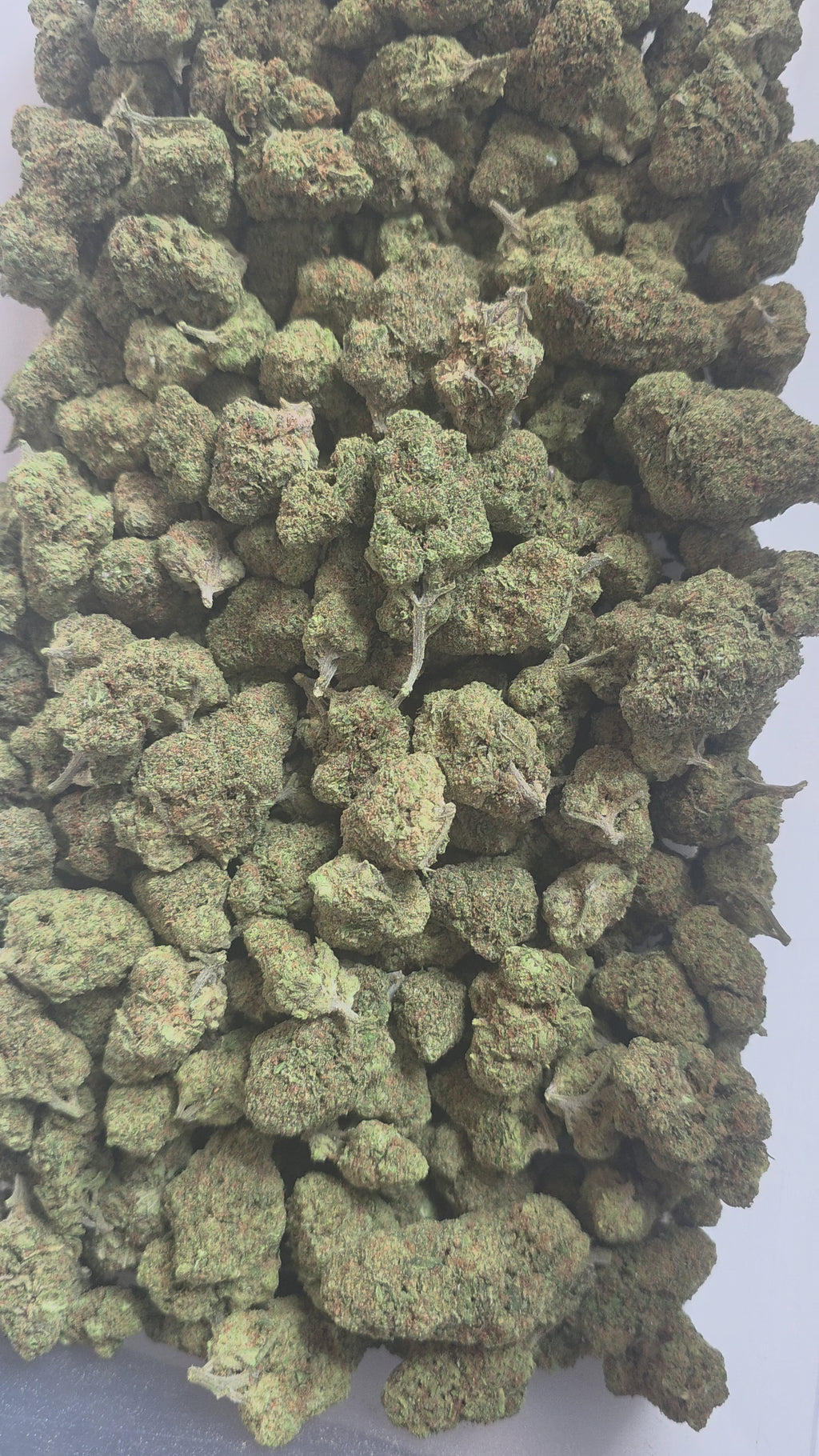Apple'n Banana (Small & Med)(Hybrid - 24.62% THCA)